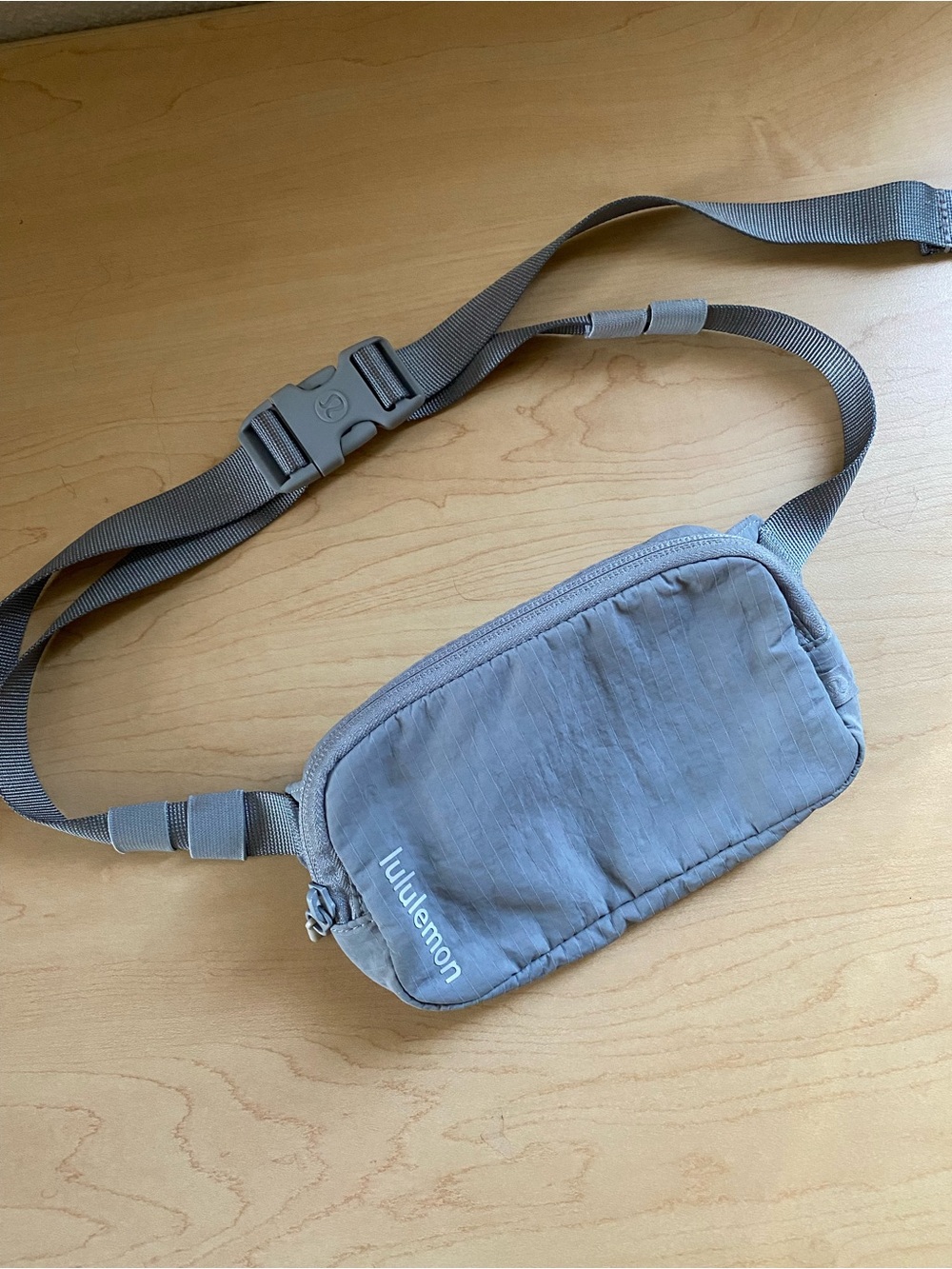 Lululemon fanny pack